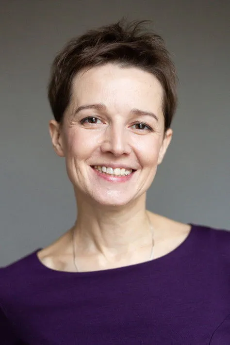 ???? ?????? ha trabajado con Varvara Pavlova en 1 ocasiones