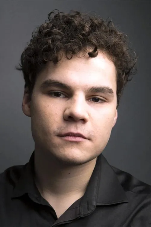 Vasiliy Butkevich interpretando a Andrey