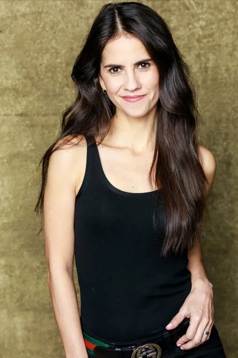 Constance Parng ha trabajado con Venessa Zanardi en 1 ocasiones