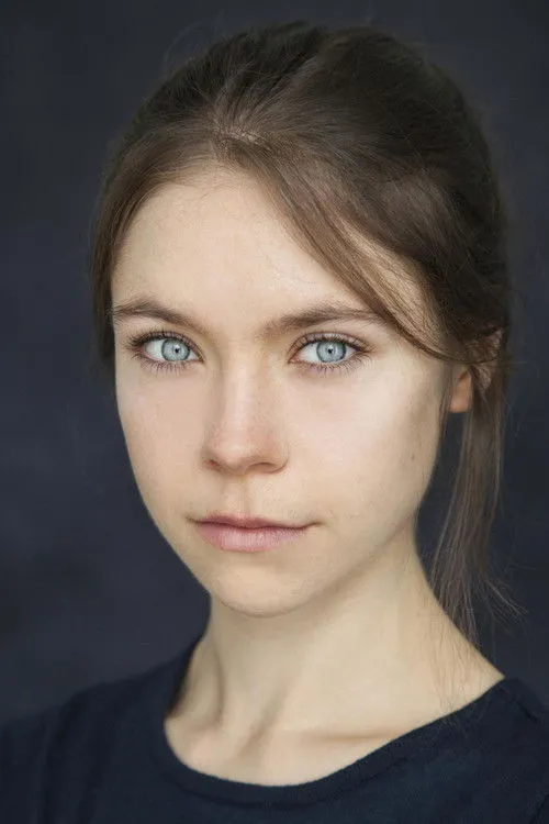 Louise Bourke ha trabajado con Venetia Bowe en 1 ocasiones