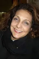 Vera Setta interpretando a 