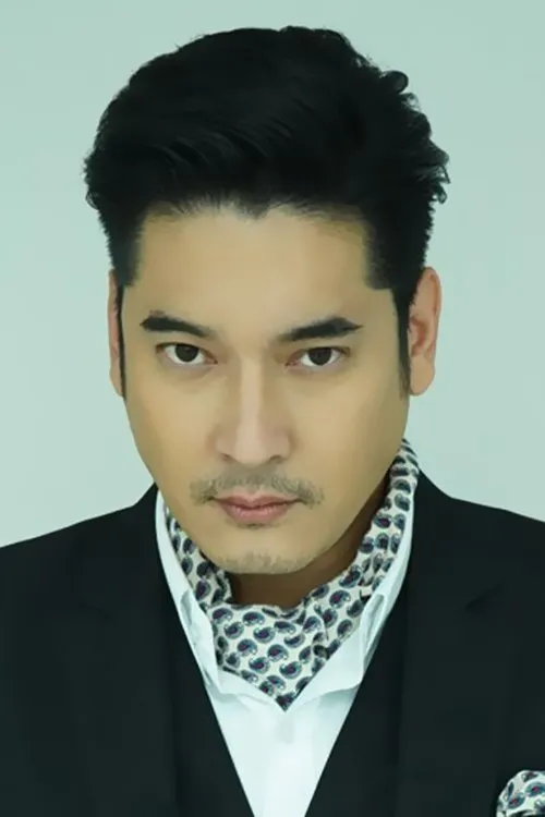 Phintusuda Tunphairao ha trabajado con Veraparb Suparbpaiboon en 1 ocasiones