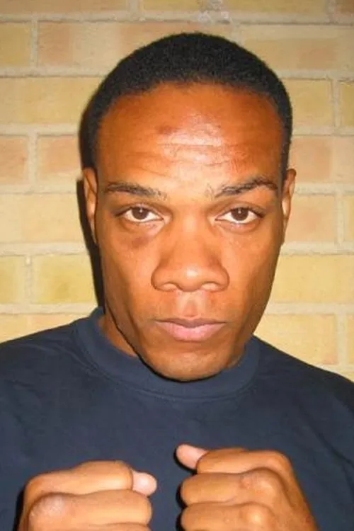 Vernon White interpretando a Self