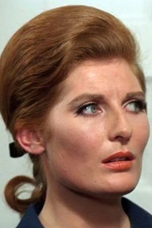 Veronica Strong — personaje: Mrs Virginia Cortez