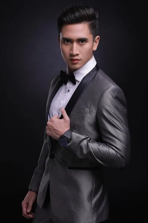 Verrell Bramasta interpretando a Demas