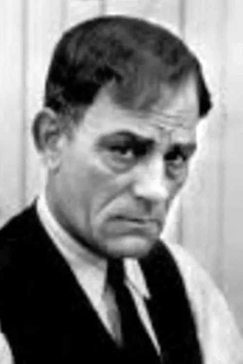 Howard Enstedt ha trabajado con Vester Pegg en 2 ocasiones