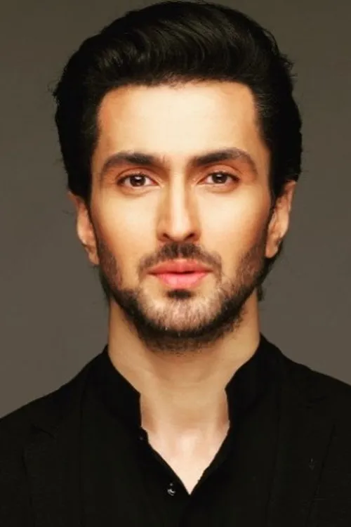 Vibhav Roy — personaje: Nikhil Bhardwaj