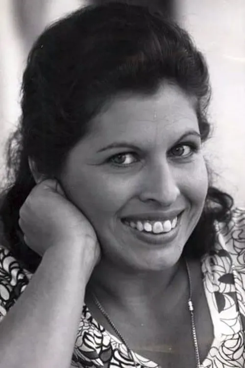 Vic Militello interpretando a Marieta