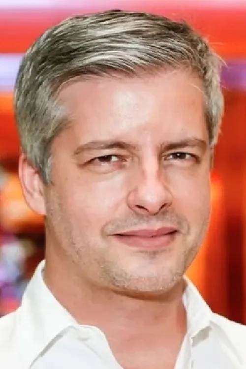 Luciano Camargo ha trabajado con Victor Chaves en 1 ocasiones