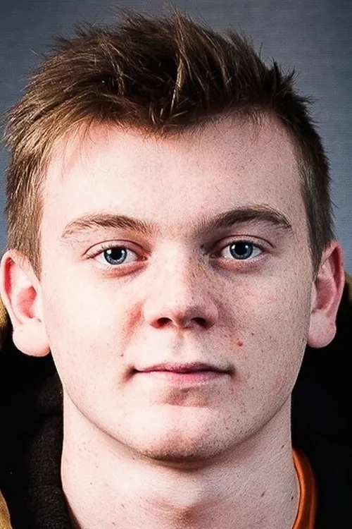 Victor Le Blond — personaje: Jérémy Willem