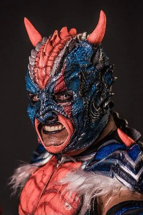 Victor Manuel Soto Flores interpretando a Drago