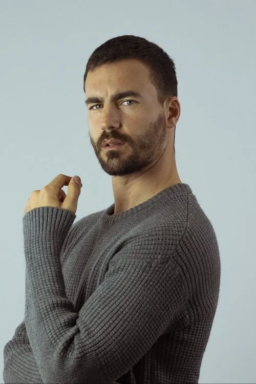 Victor Montesinos interpretando a 