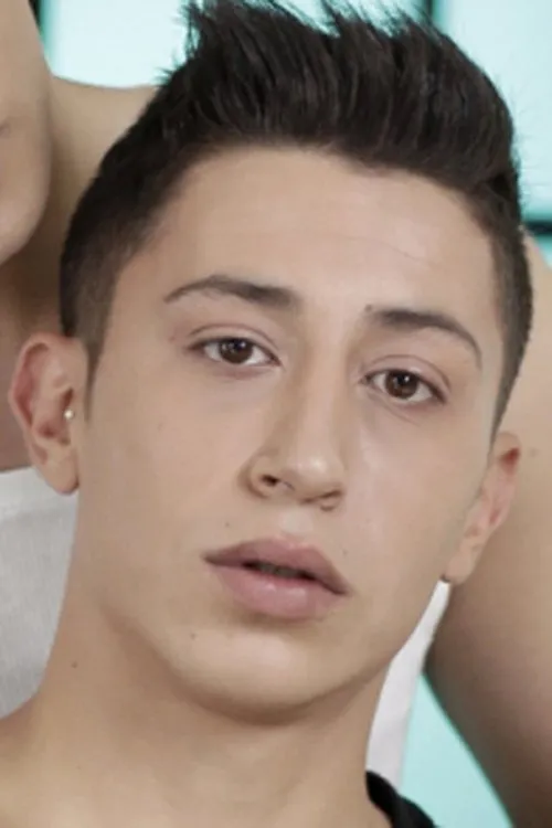 Kellan James ha trabajado con Victor Rozas en 1 ocasiones