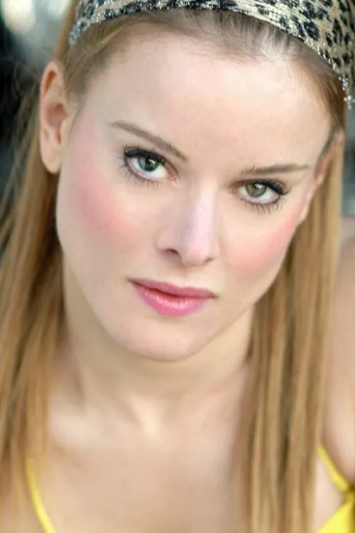 Victoria Bloom interpretando a