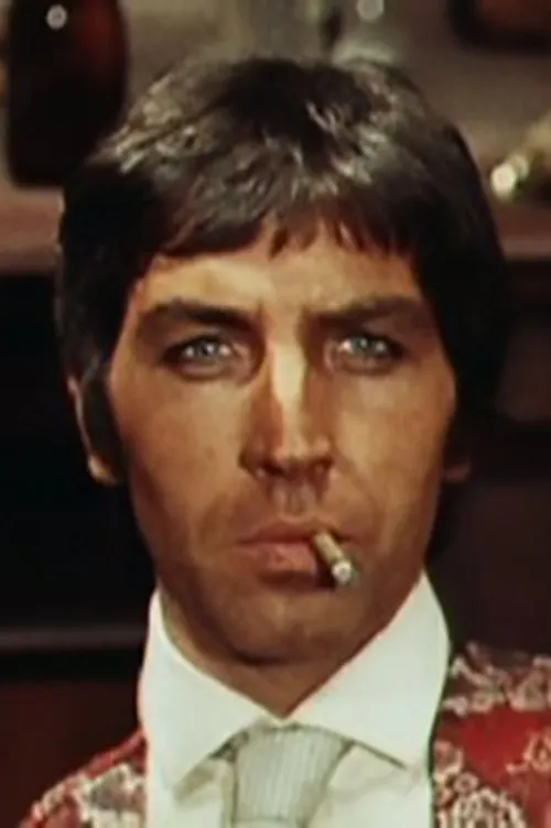 Victoriano Gazzarra interpretando a Sam Hawkens