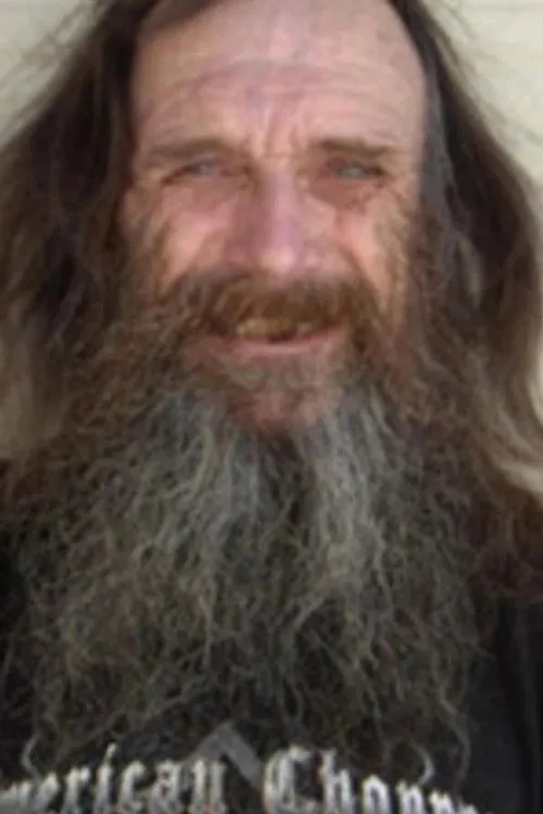 Giuseppe Andrews ha trabajado con Vietnam Ron en 8 ocasiones