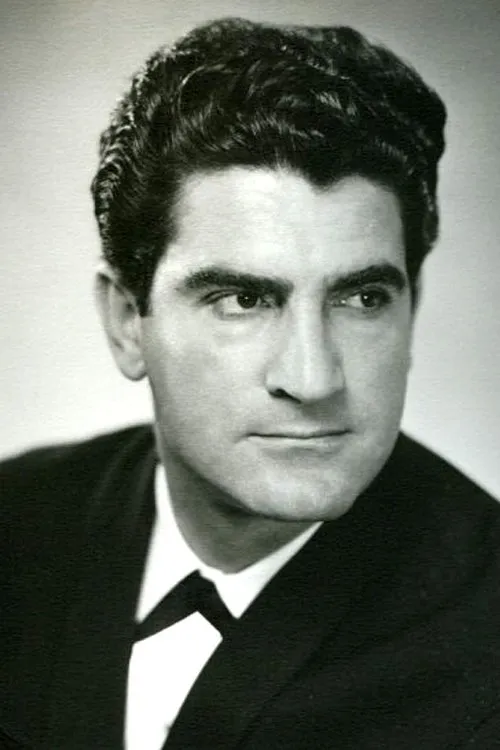 Iran Daftari ha trabajado con Vigen en 1 ocasiones