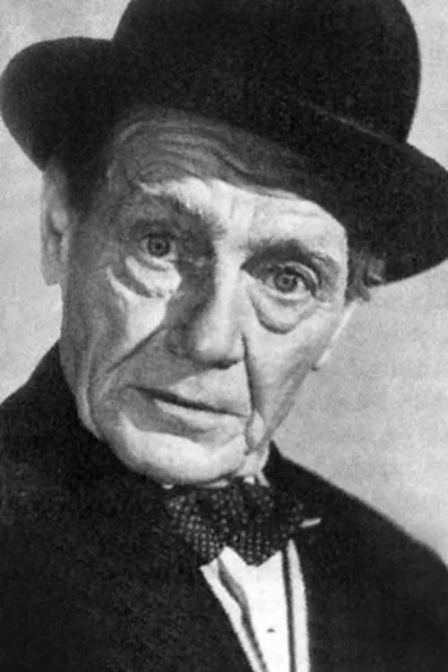 Viktor Bek interpretando a Nocni cuvar