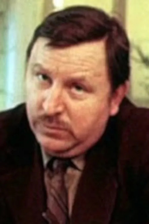 Viktor Mikhaylov interpretando a ????? ???????? ??????????