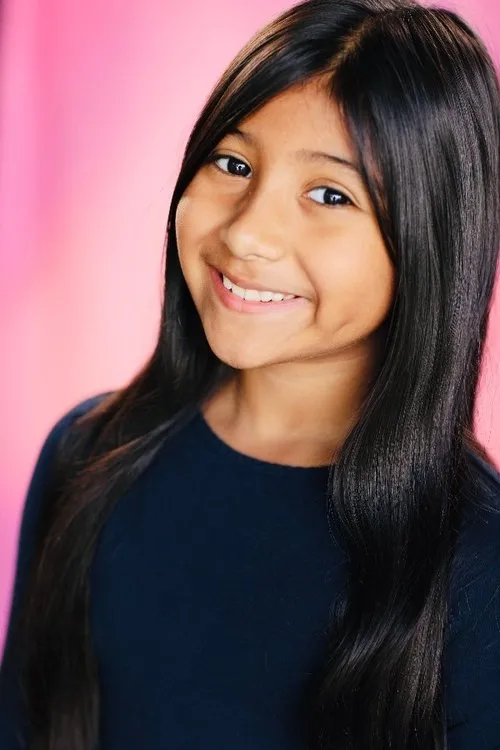 Iliana Isabella Perez ha trabajado con Viktoria Luna en 1 ocasiones