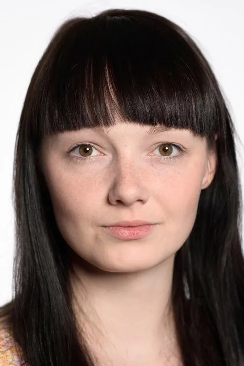 Viktória Pejková interpretando a stewardess