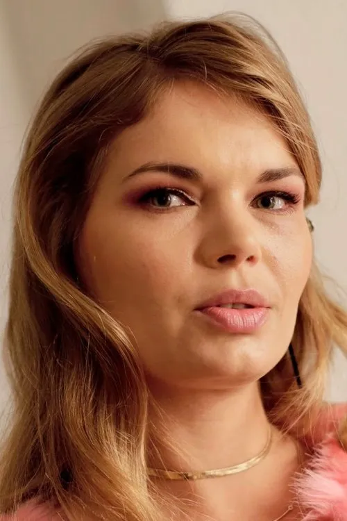 Lupa Vaux ha trabajado con Viktoria Vaar en 1 ocasiones