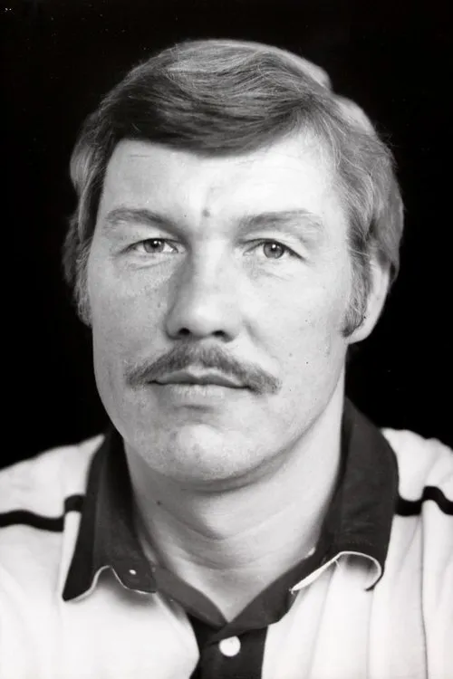 Külli Palmsaar ha trabajado con Villem Indrikson en 2 ocasiones