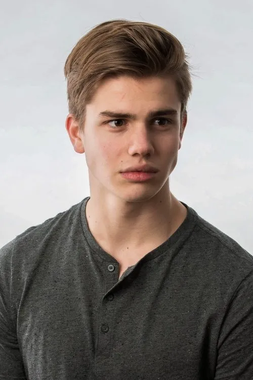 Ákos Koszegi ha trabajado con Vilmos Heim en 1 ocasiones