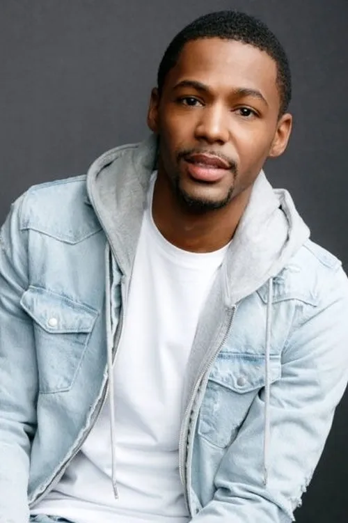 Vince Swann — personaje: Brandon