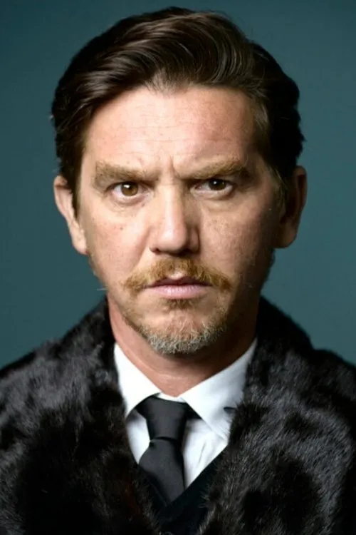 Denise Sardisco ha trabajado con Vincenzo Crivello en 1 ocasiones