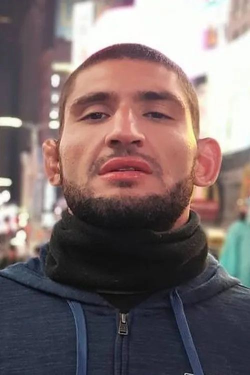 Vinicius Moreira interpretando a Self