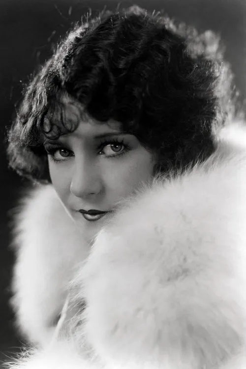 Viola Dana interpretando a Minnie Cohen