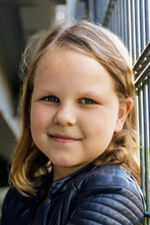 Mathilde Bundschuh ha trabajado con Viola Hinz en 1 ocasiones