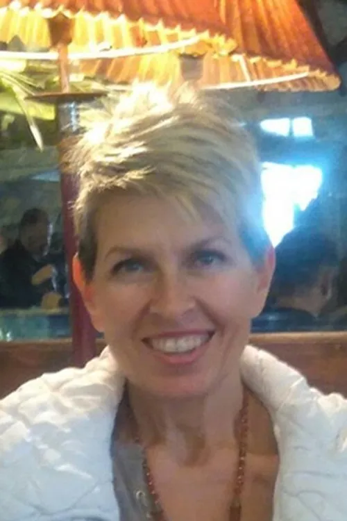 ???a? ?a??aµ???? ha trabajado con Violeta Andoniou en 2 ocasiones