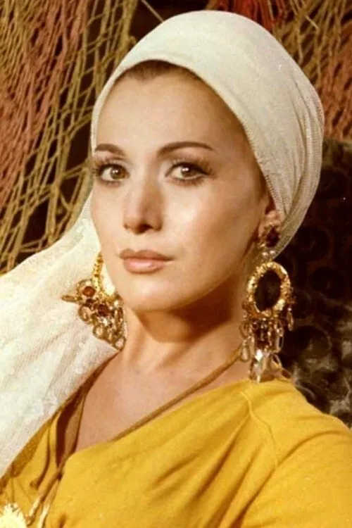 Violeta Andrei interpretando a Zozo