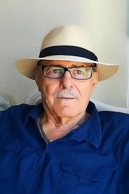 Virgil Andriescu interpretando a Generalul Duma