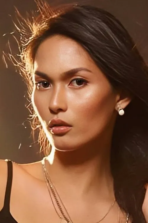 Vitex Paguirigan interpretando a Karl