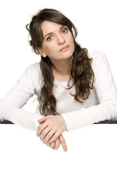 Vito Rogado interpretando a Ella