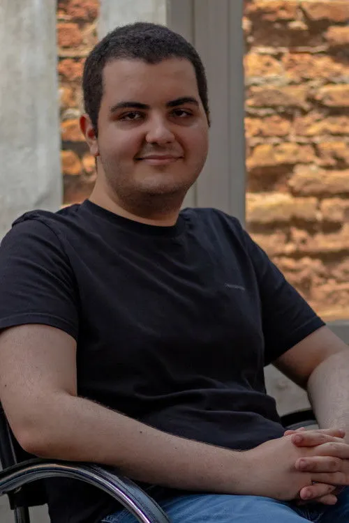 Dan Claudino ha trabajado con Vitor Dividino en 1 ocasiones