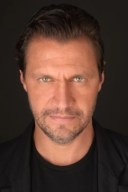 Vitor Hugo en su biografía y filmografía