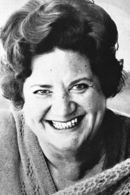 Vittoria Di Silverio interpretando a Zia di Angela