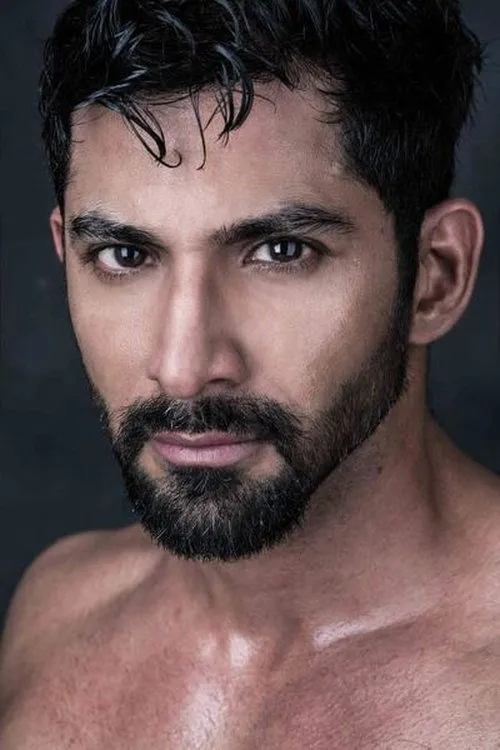 Suruchi Aulakh ha trabajado con Vivan Bhatena en 1 ocasiones