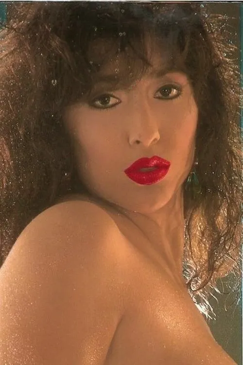 Viviana interpretando a (Appears in re-release)