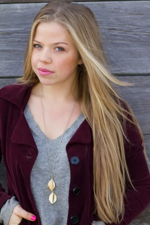 Vivien Endicott Douglas interpretando a Alli