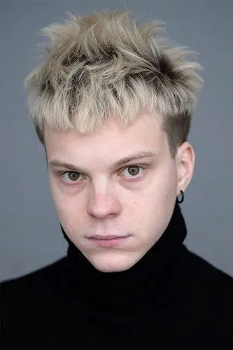 ?????? ?????? ha trabajado con Влад Коноплёв en 1 ocasiones