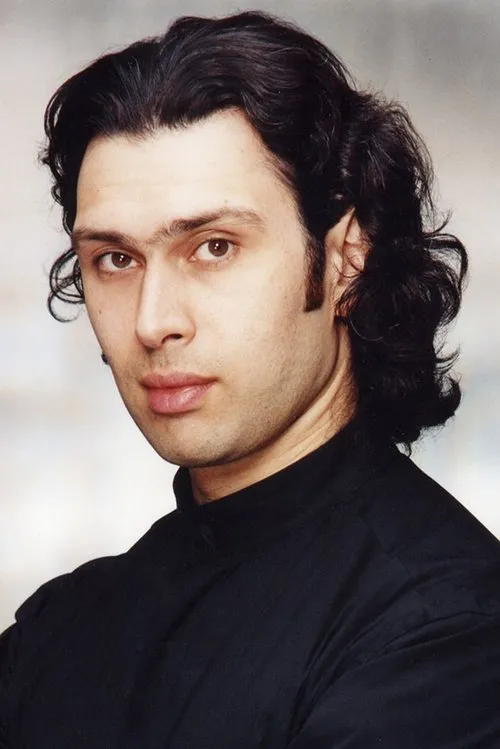 Vladimir Jurowski interpretando a 