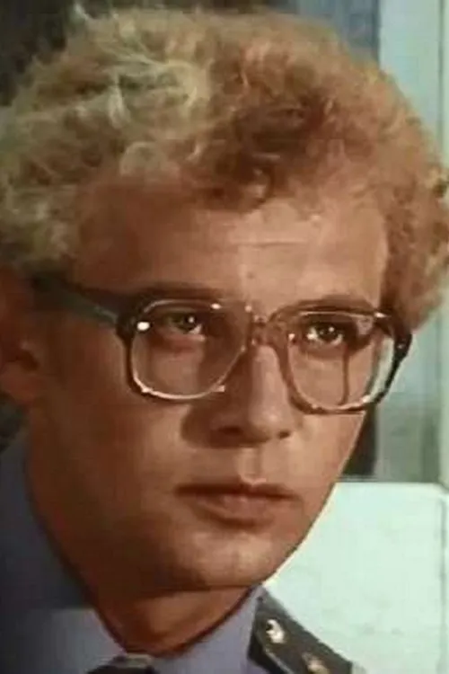 ???? ?????? ha trabajado con Владимир Кузнецов en 1 ocasiones