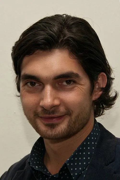 Vlado Čema interpretando a Filip