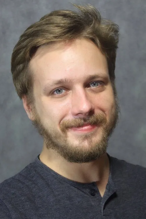 Vsevolod Ivanov interpretando a 