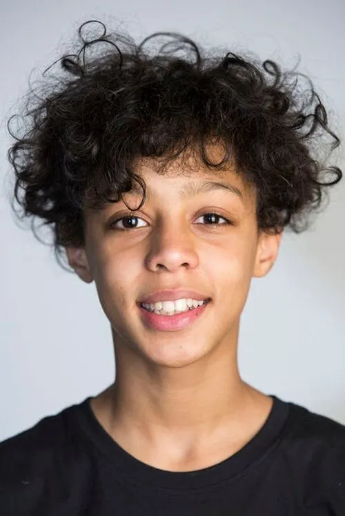 Wainde Wane interpretando a Benedikt